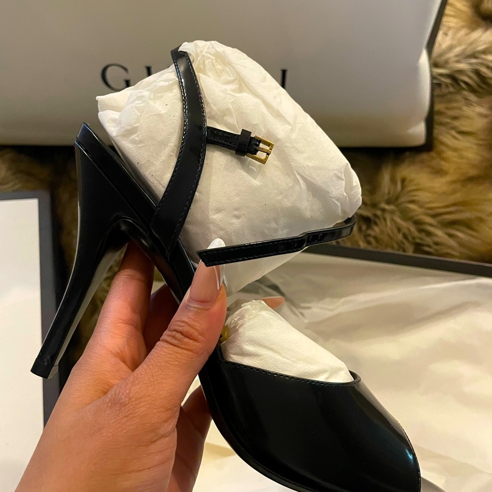Gucci heels , US size 7, never worn